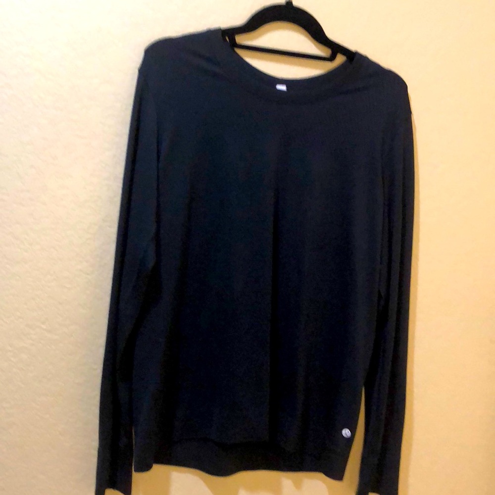 Lululemon long sleeve top.